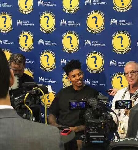 重磅！曝切尔西冬窗1.35亿镑报价熊皇，皇马考虑出售，18场0球遭狂嘘