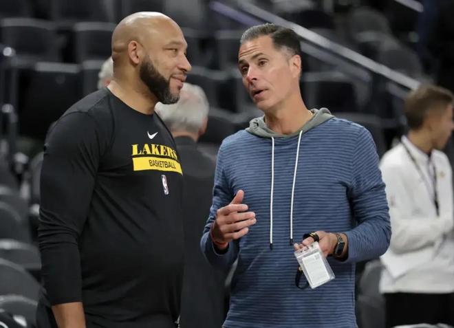 沃特金斯庆祝引爆冲突，热刺激情足球已反噬自身