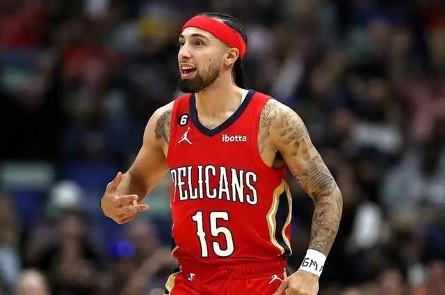 诺兰·莱恩在德州游骑兵队期间，与年轻打者范特拉发生著名的场上肉搏战