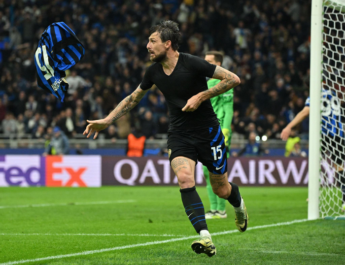 曼城英超33分紧追阿森纳，五项数据领跑联赛