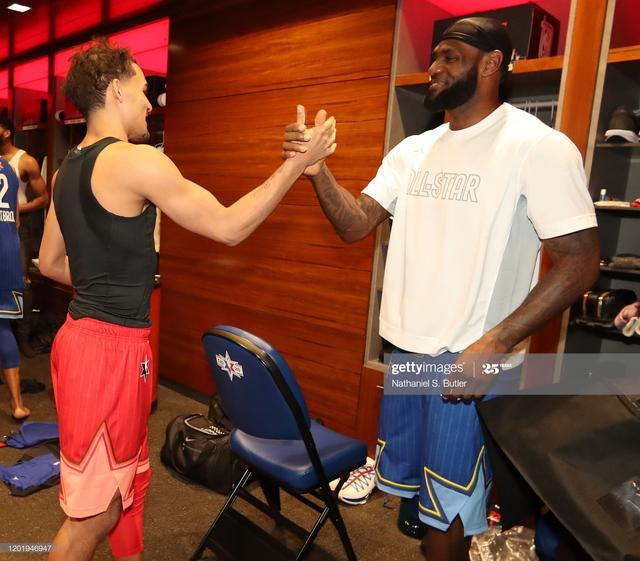 综合体育权威解读 战术趋势与竞技格局分析