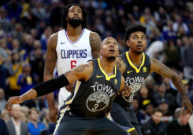 堪萨斯皇家队正式宣布进入重建期，多名夺冠功臣离队