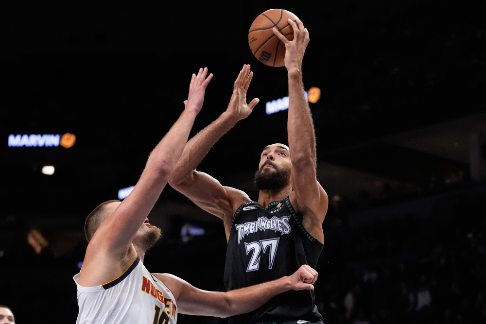 3天狂卖800万套，褒贬不一的《怪物猎人：荒野》依旧赚麻了